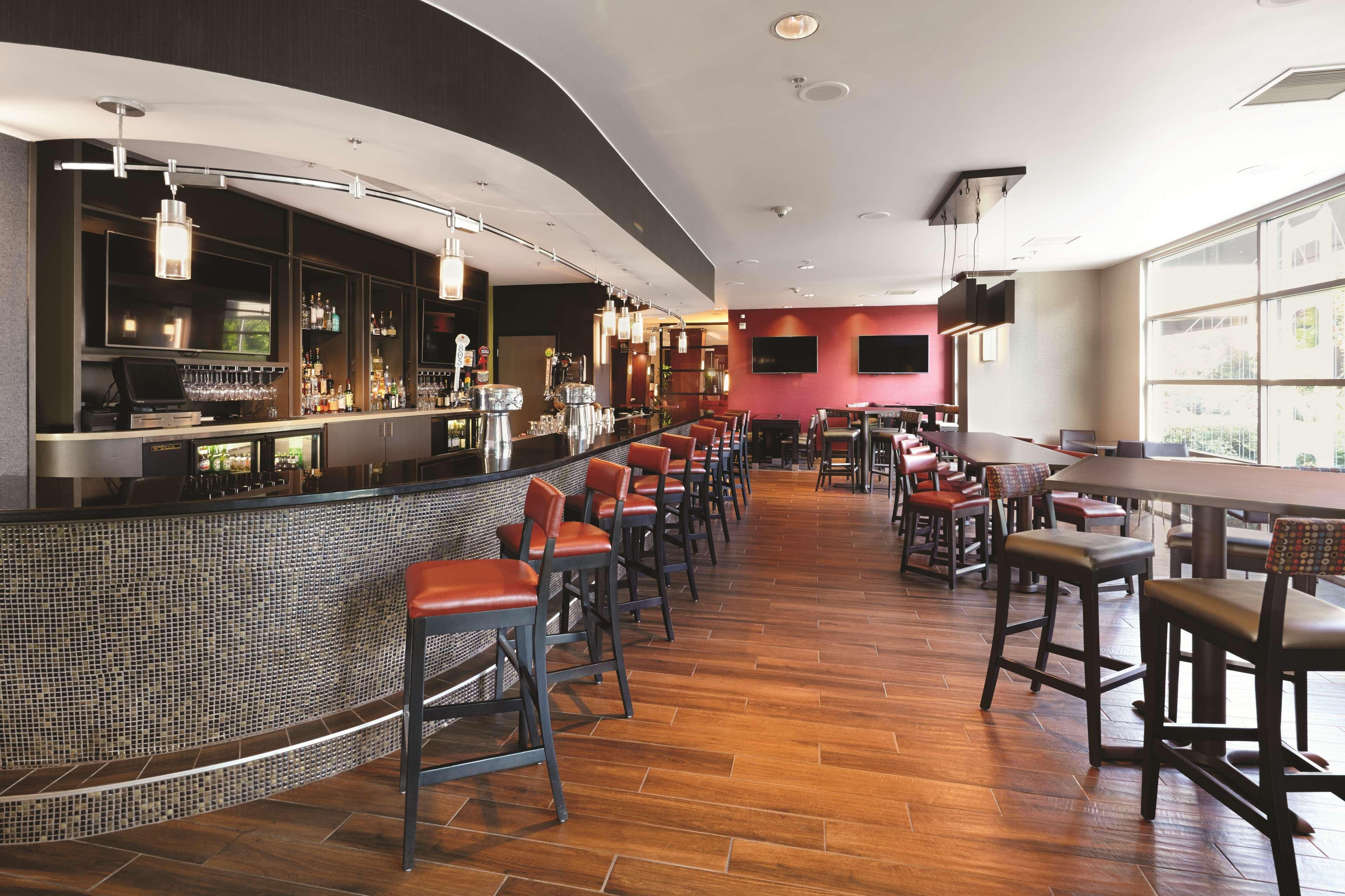 Hotel Doubletree By Hilton San Francisco Airport North Bayfront Brisbane Esterno foto