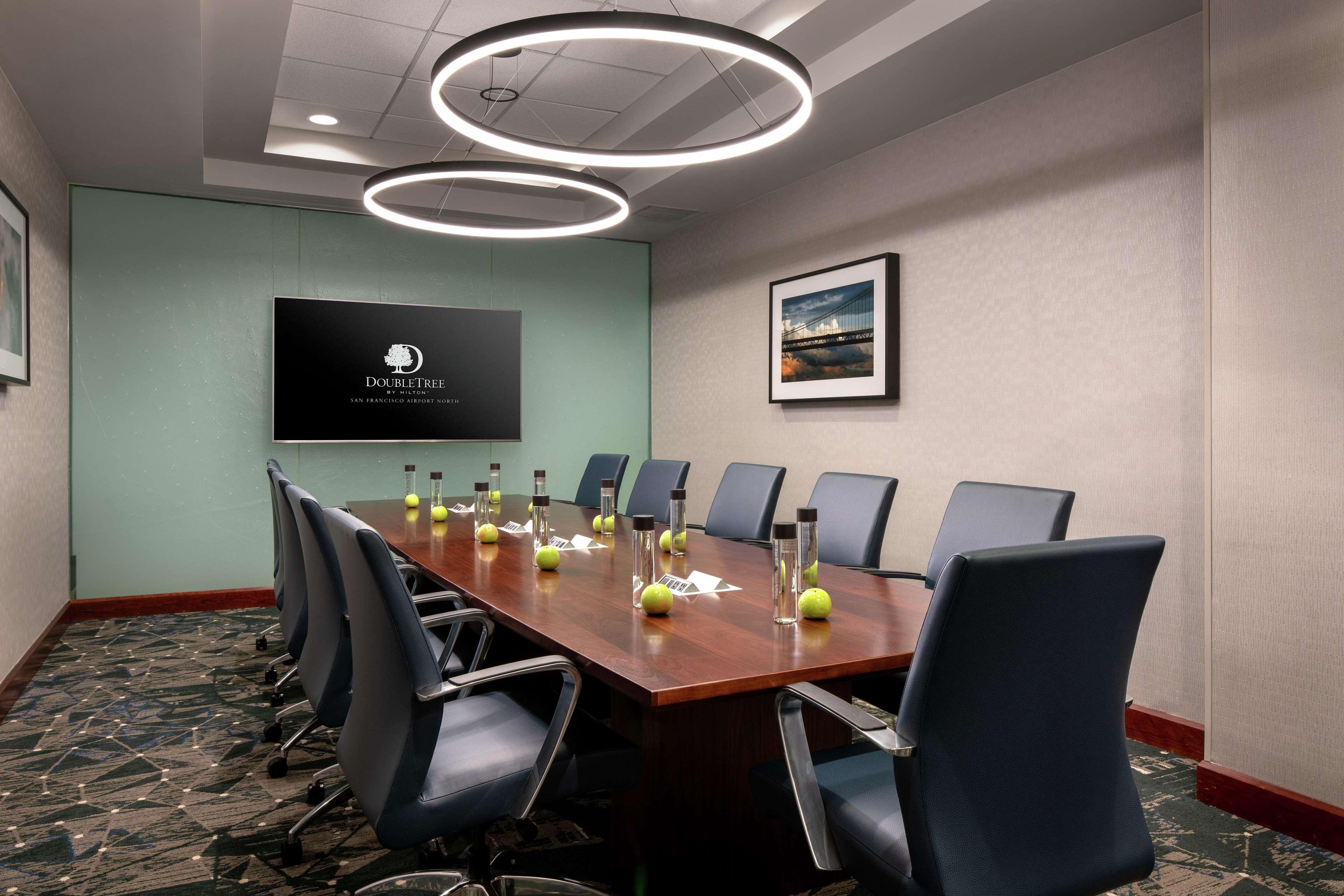 Hotel Doubletree By Hilton San Francisco Airport North Bayfront Brisbane Esterno foto